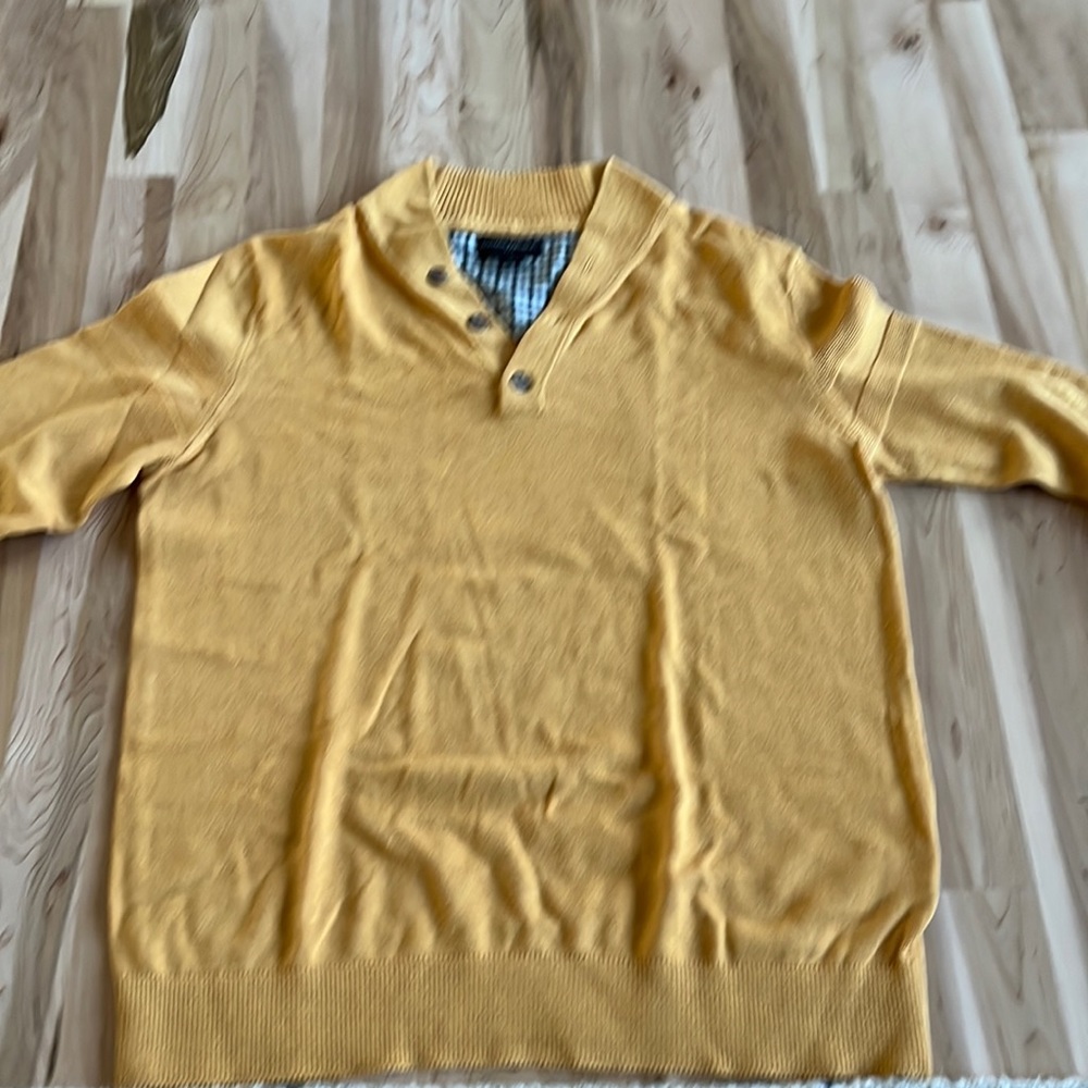 Banana Republic factory store medium button up sweater